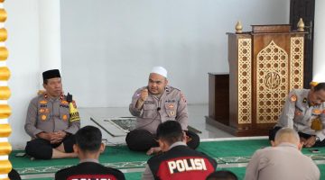 Polres Gayo Lues Gelar Kegiatan Rutin BINROHTAL di Masjid Al-Hidayah