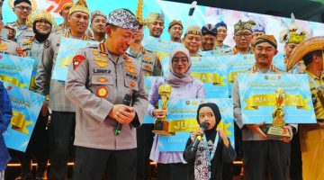 Dongeng Hafiza Memukau Kapolri di Awarding Day Bhayangkara ke-79