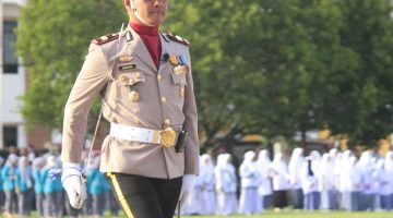Kasat Reskrim Polres Gayo Lues, IPTU Muhammad Abidinsyah Tampil Tegas Sebagai Danup Penurunan Bendera Merah Putih